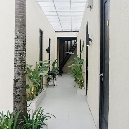 Escotel Tempekan Guest House Canggu Eksteriør billede